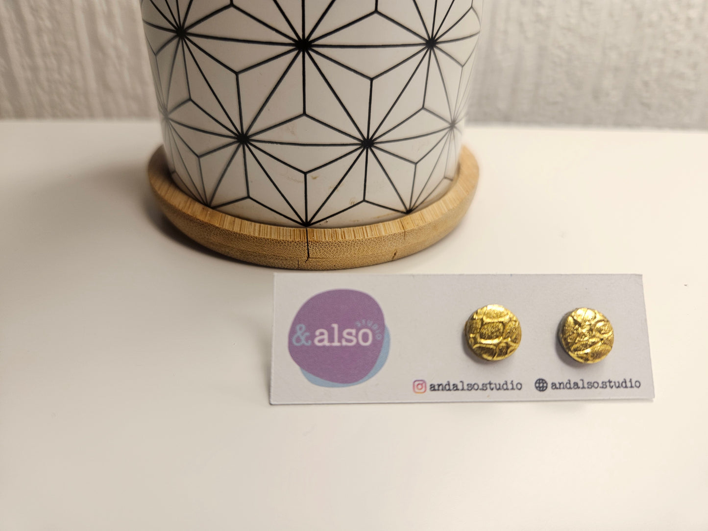 Ink & Gold Crushed Gold Studs Small (6mm)