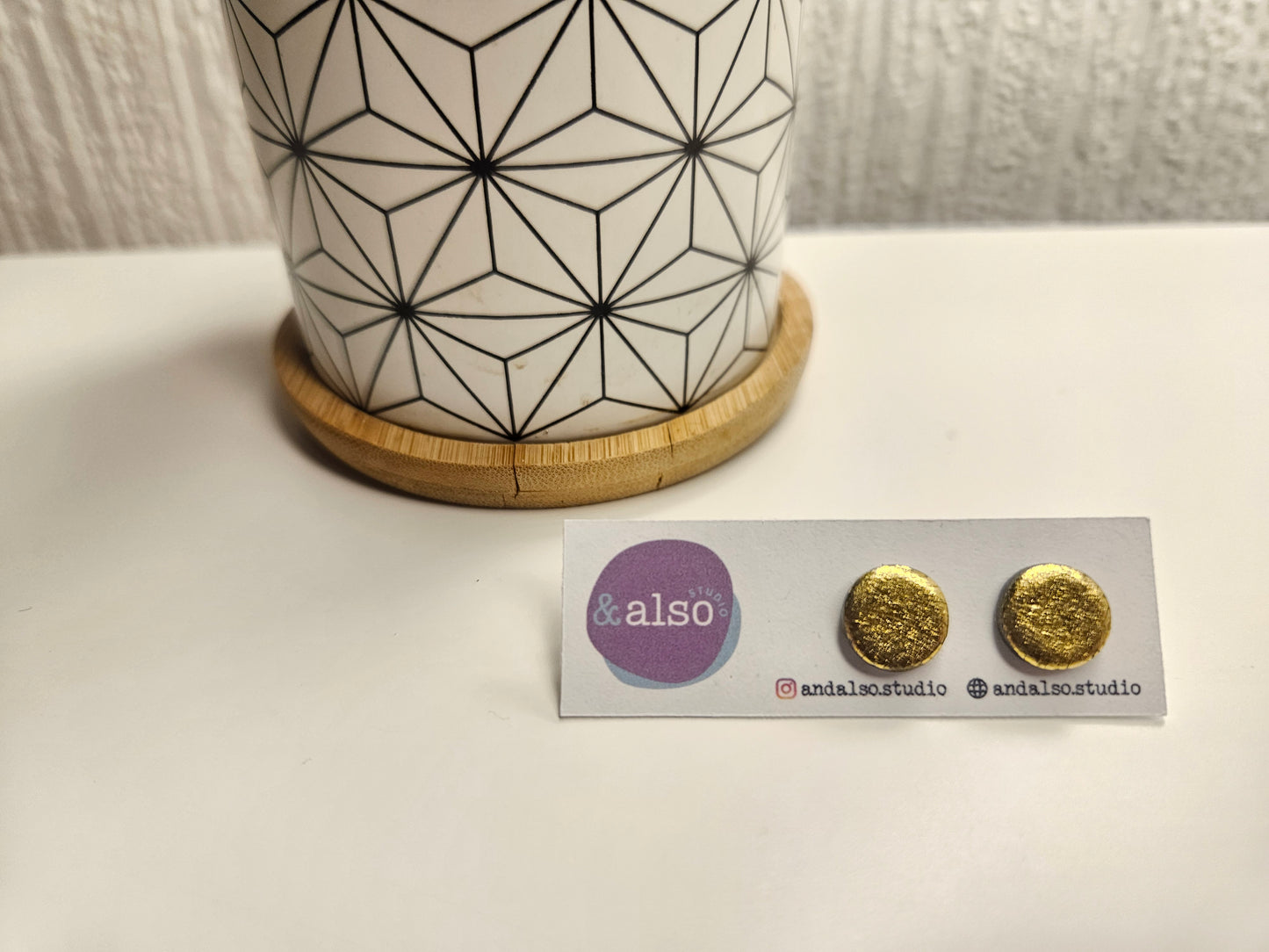 Ink & Gold Smooth Gold Studs Large (10mm)