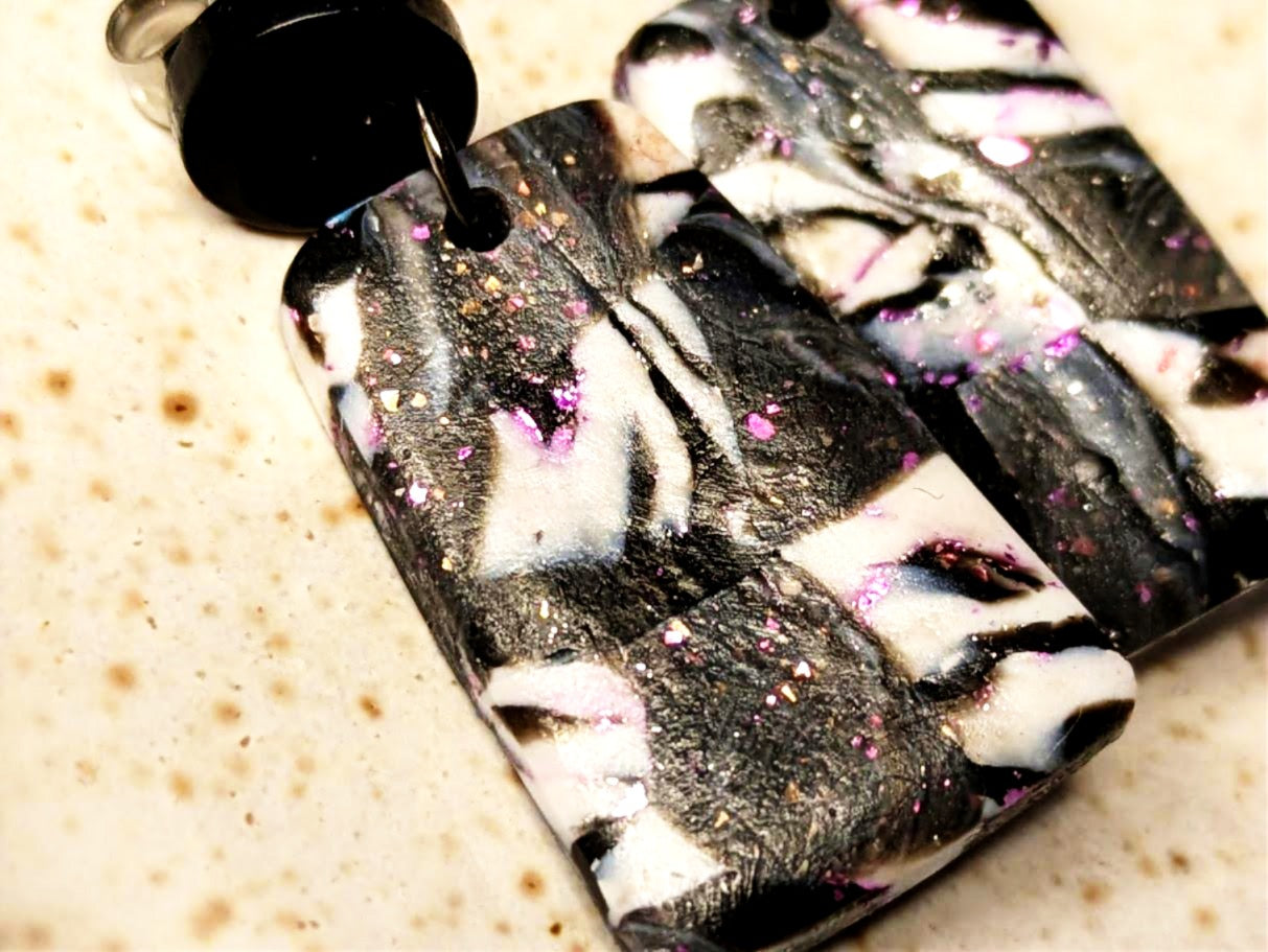 Wildmark Trapezium Dangle