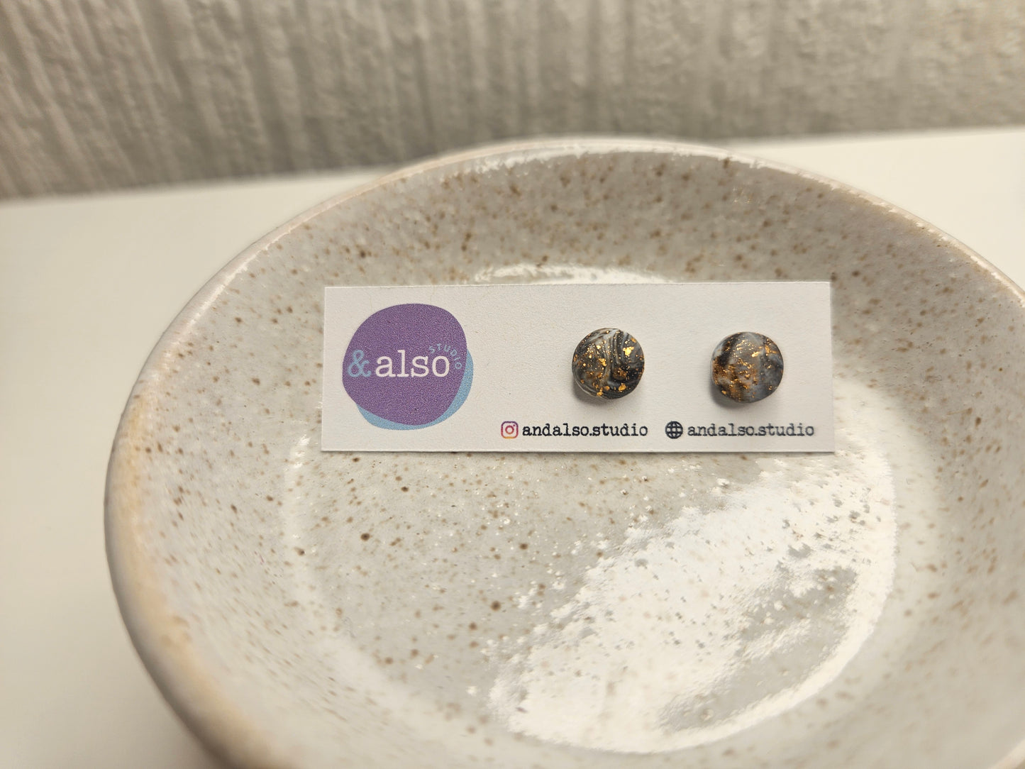 Nightfall Small Swirl Studs (6mm)