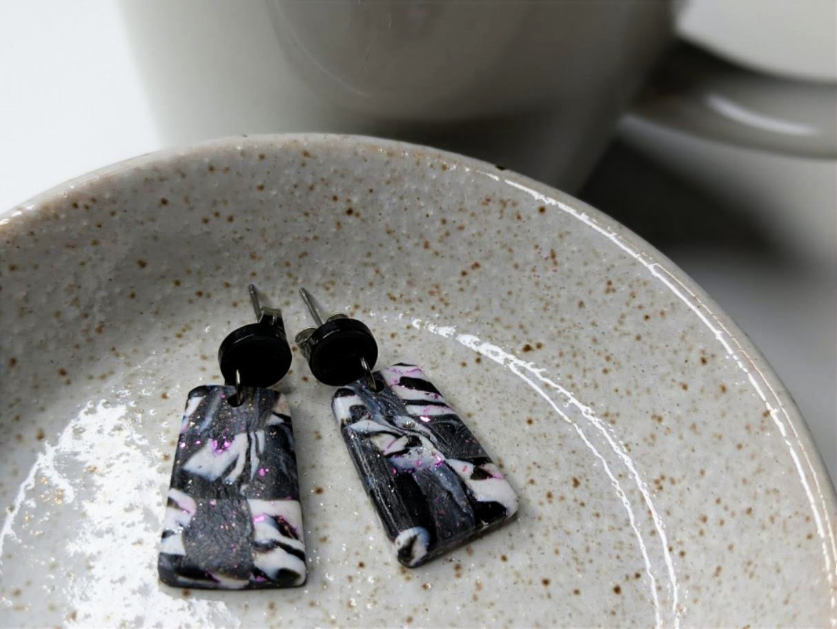 Wildmark Trapezium Dangle