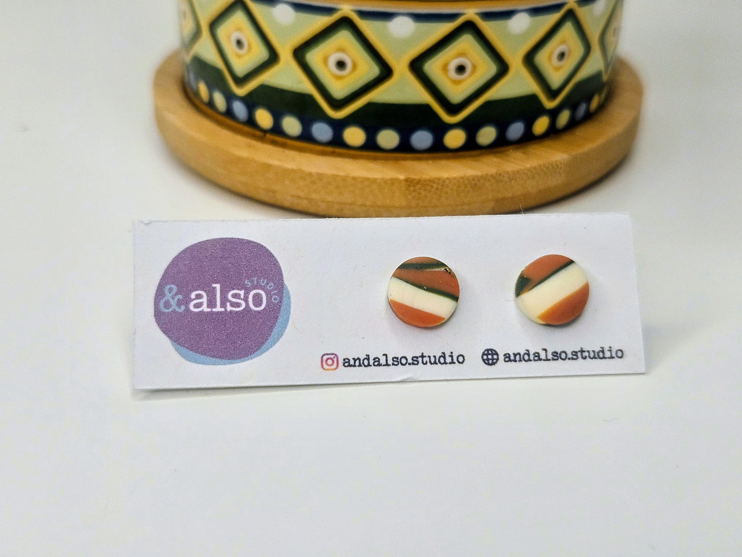 Fern & Fire Ribbon Studs Small (6mm)