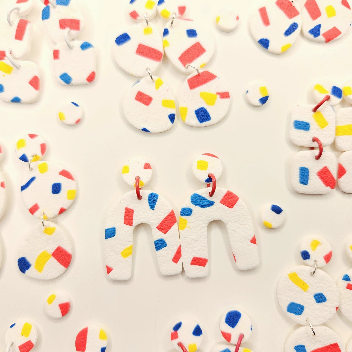 Confetti Pop Arcade Arch